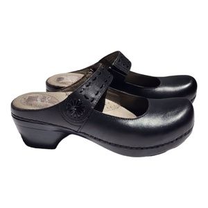 DANSKO WOMEN'S BLACK LEATHER CLOGS